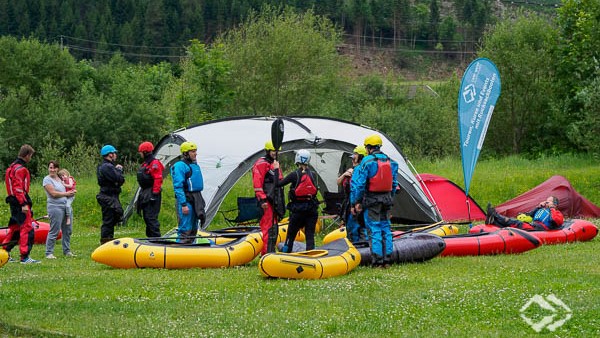 Wildwasser Packrafting Kurse Alpen